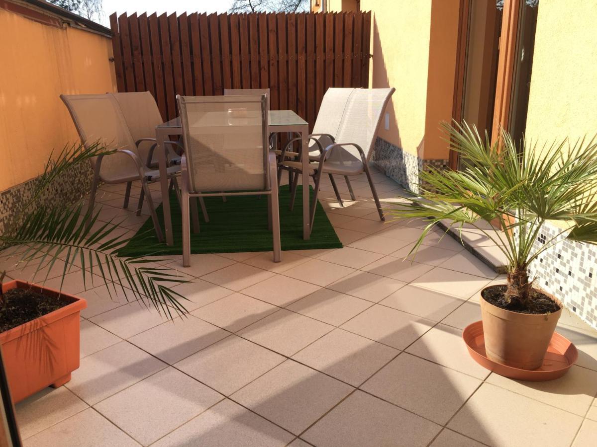 Apartmán Slunečnice s terasou Ceske Budejovice Esterno foto